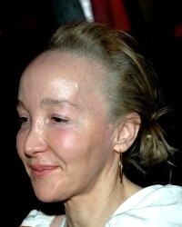min Zohra B