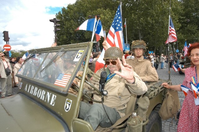 min 2004 08 25 colonne americjc 290 15874