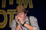 2004 11 26 riot s04 007 12753