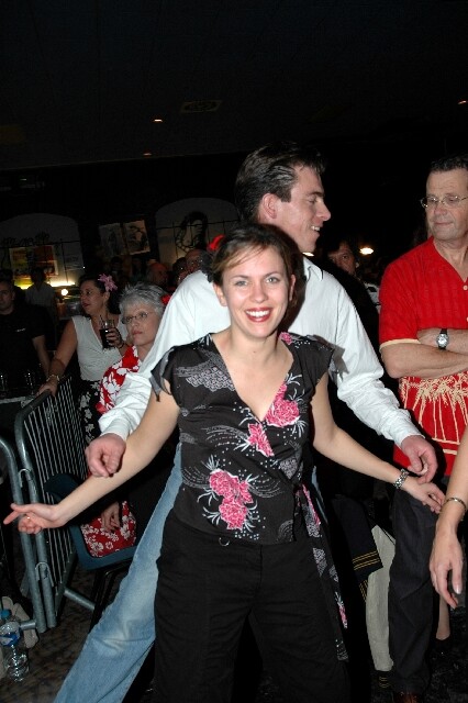 min 2004 11 28 riot s03 132 12847